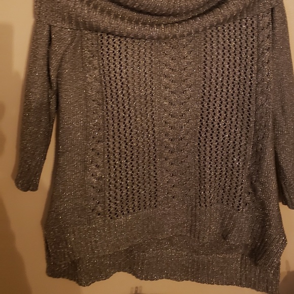 Sweater - Picture 5 of 5